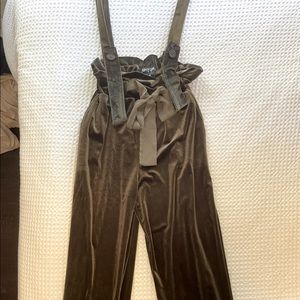 Nasty-gal olive green velvet suspender pants